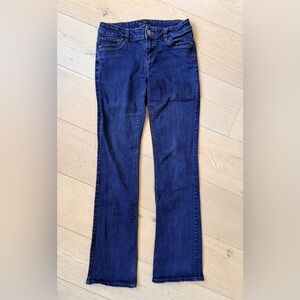 EUC WHITE HOUSE BLACK MARKET - BOOT LEG JEANS - SIZE 2R